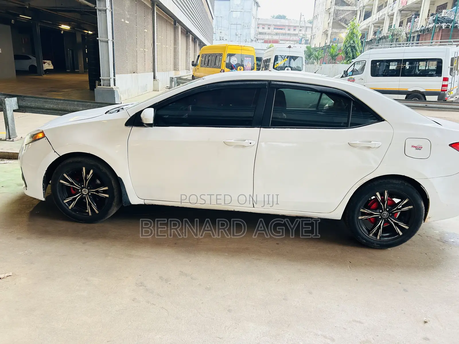 Toyota Corolla LE Eco Plus 4dr Sedan (1.8L 4cyl CVT) 2015 White