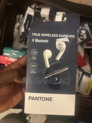 Pantone EarPod