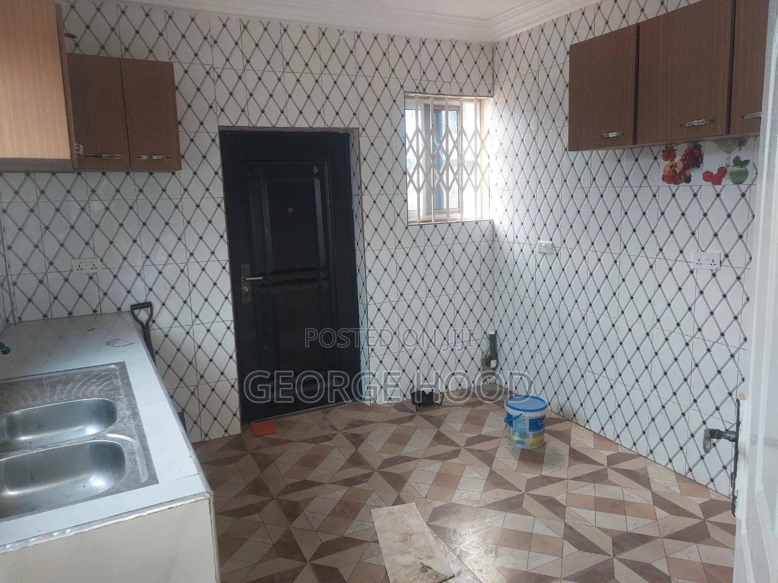 3bdrm Apartment in Lakeside Estate, New Legon for rent