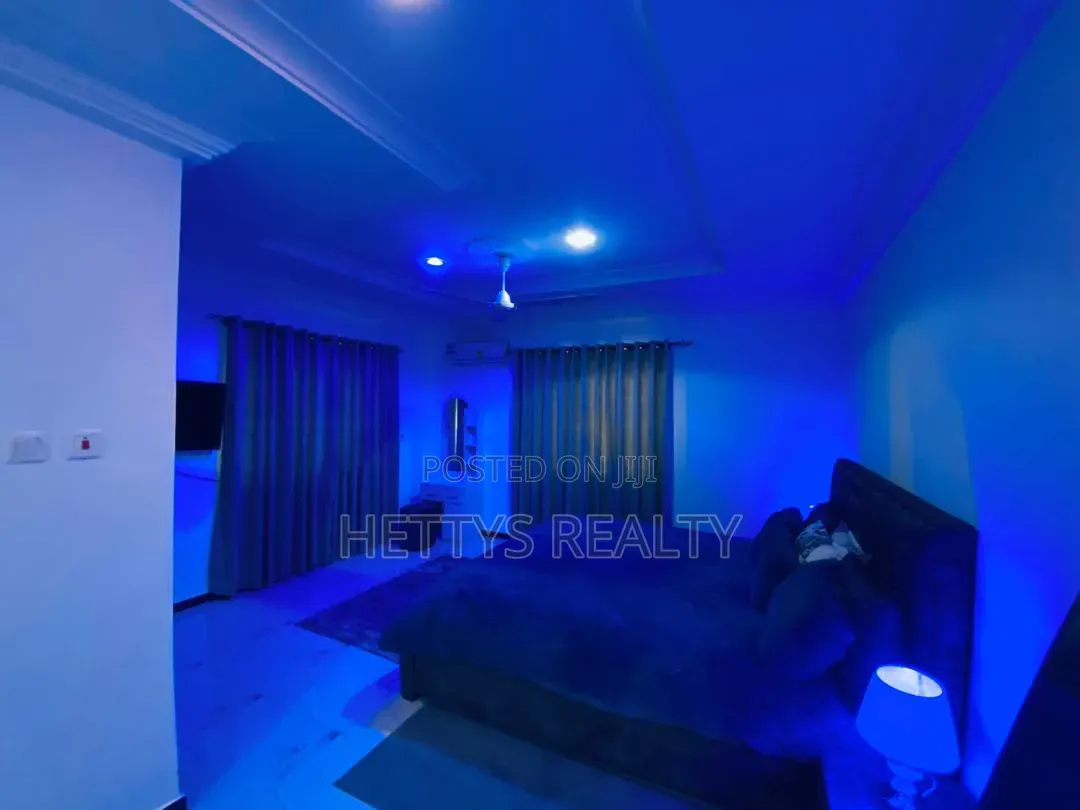 5bdrm House in North Legon for sale