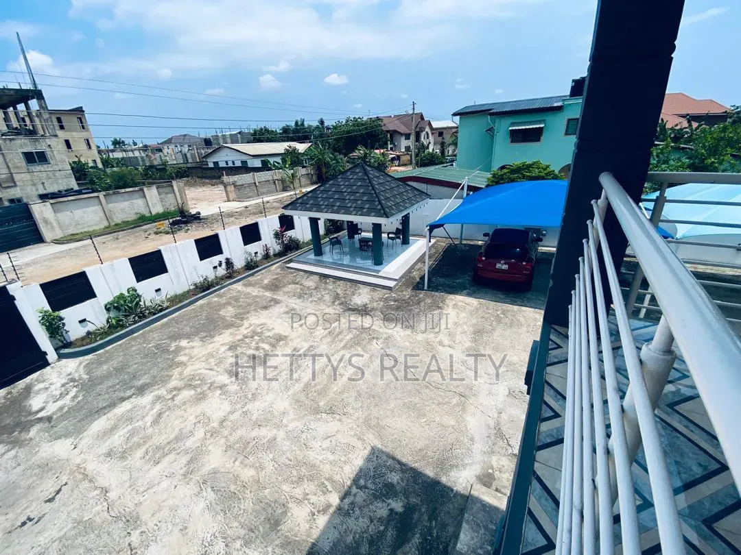 5bdrm House in North Legon for sale