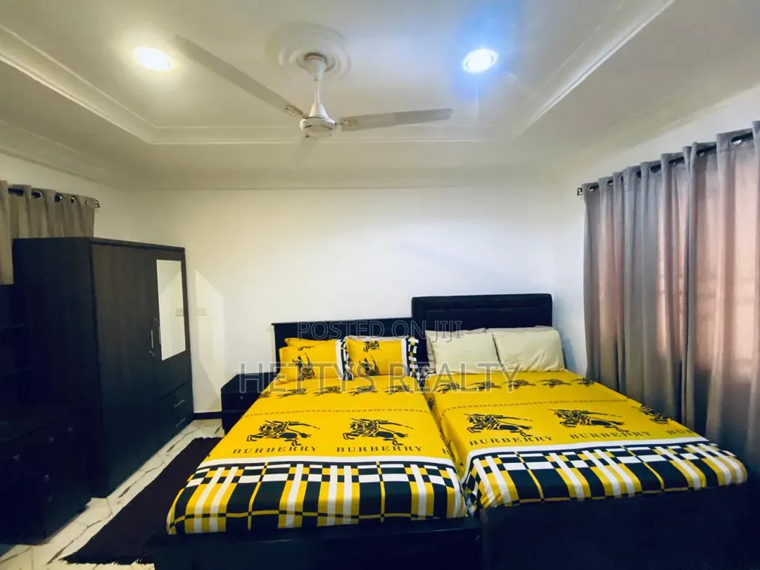 5bdrm House in North Legon for sale