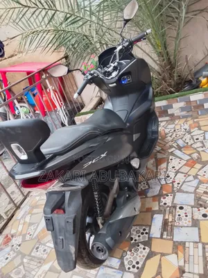 Honda 2024 Black