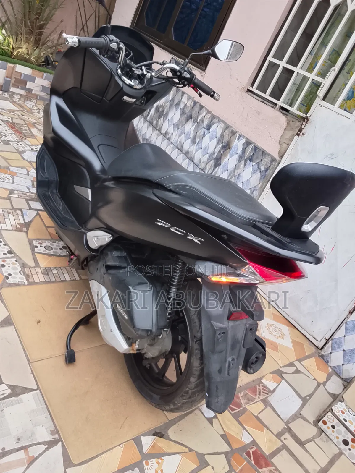 Honda 2024 Black