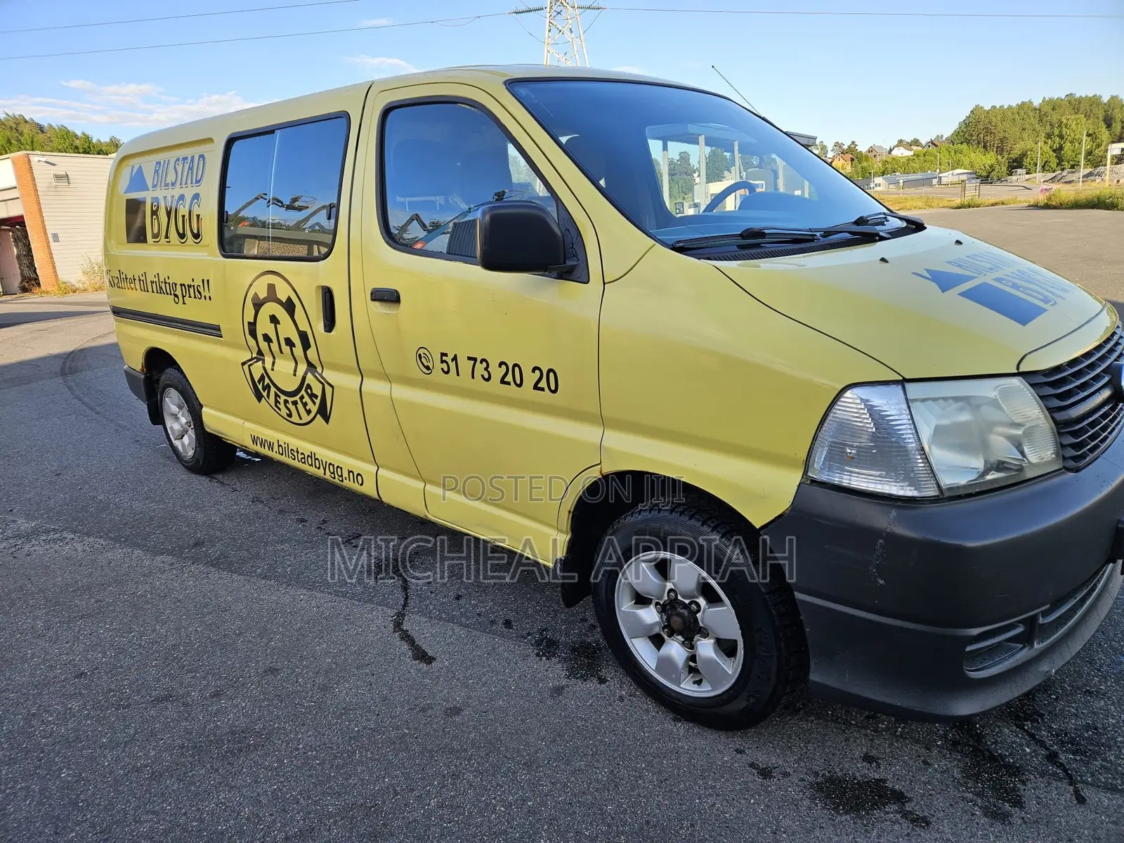 Toyota HiAce 2008 Yellow