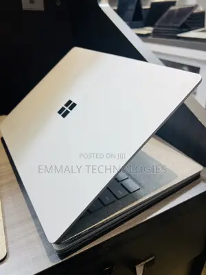 Laptop Microsoft Surface Laptop 8GB Intel Core i5 SSD 256GB