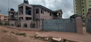 Hoste 4sale 22rooms Tech Ayeduase
