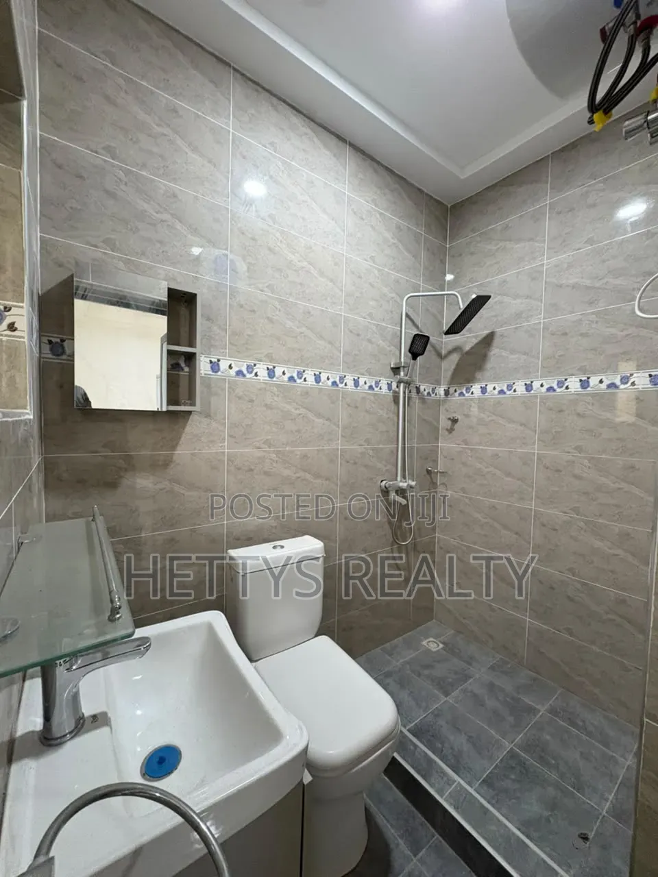 3bdrm Apartment in Police Station for rent
