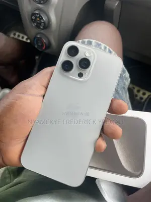 Apple iPhone 15 Pro Max 512 GB White