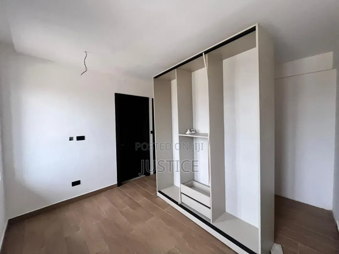 2bdrm Apartment in Adjiringanor, Otano for rent