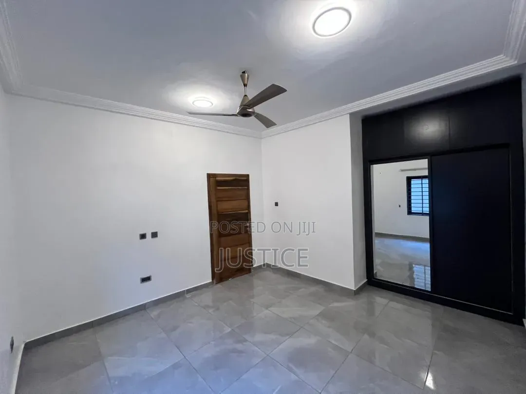 2bdrm Apartment in Adjiringanor, Otano for rent