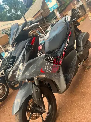 Yamaha Aerox 2022 Gray