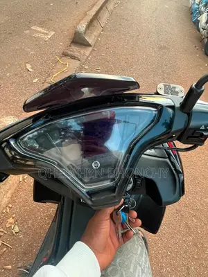 Yamaha Aerox 2022 Gray