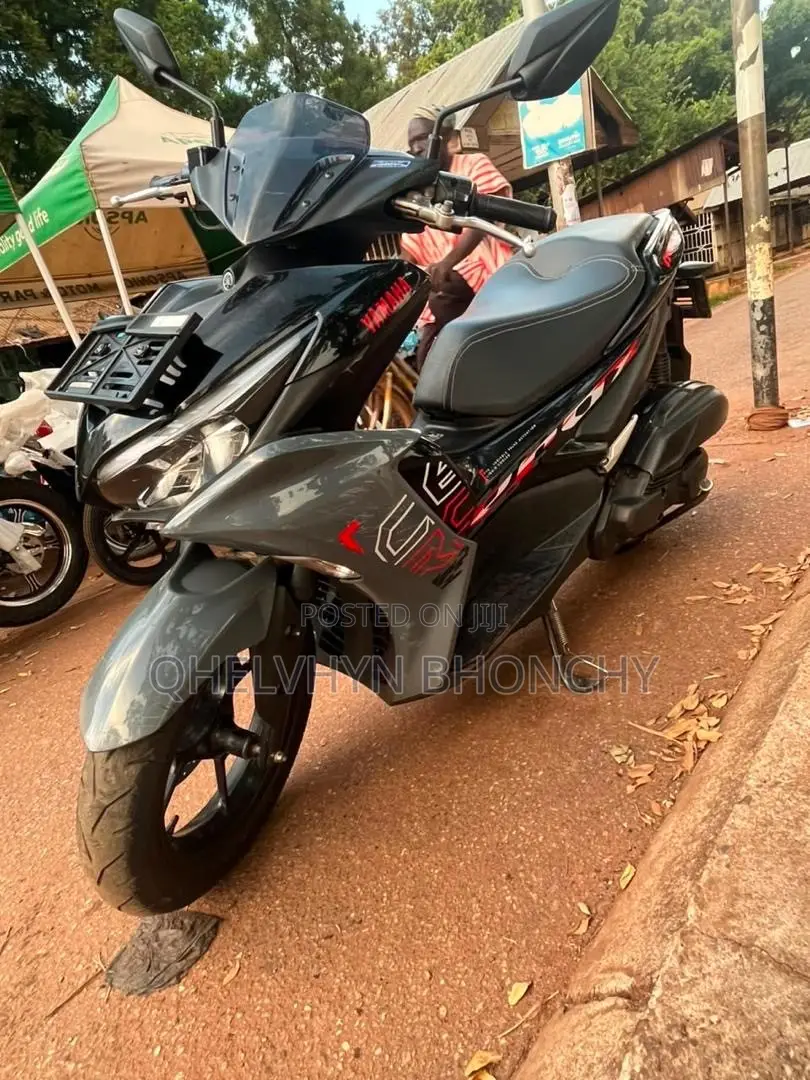 Yamaha Aerox 2022 Gray