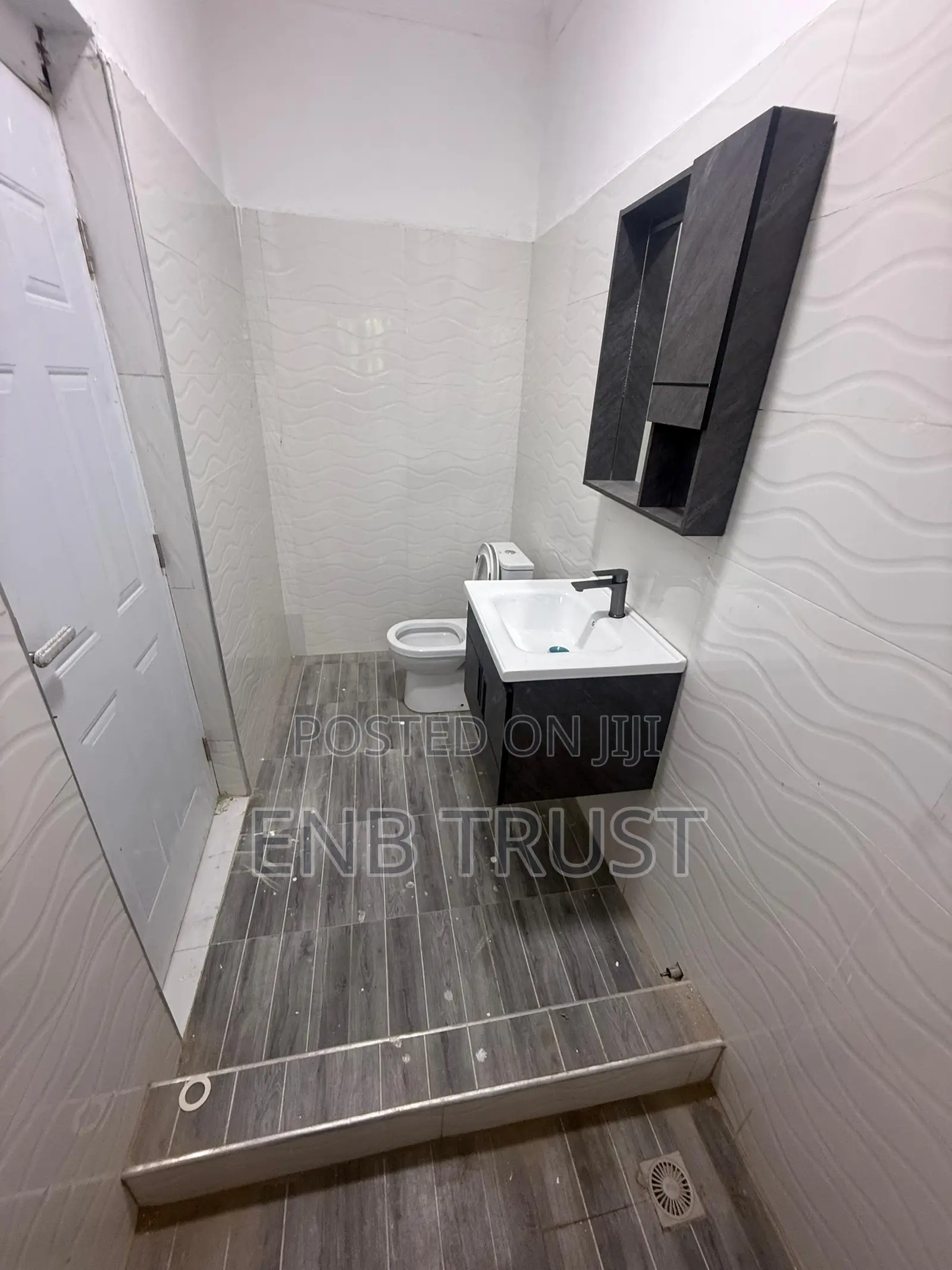 2bdrm Duplex in Awoshie, A-Lang for sale