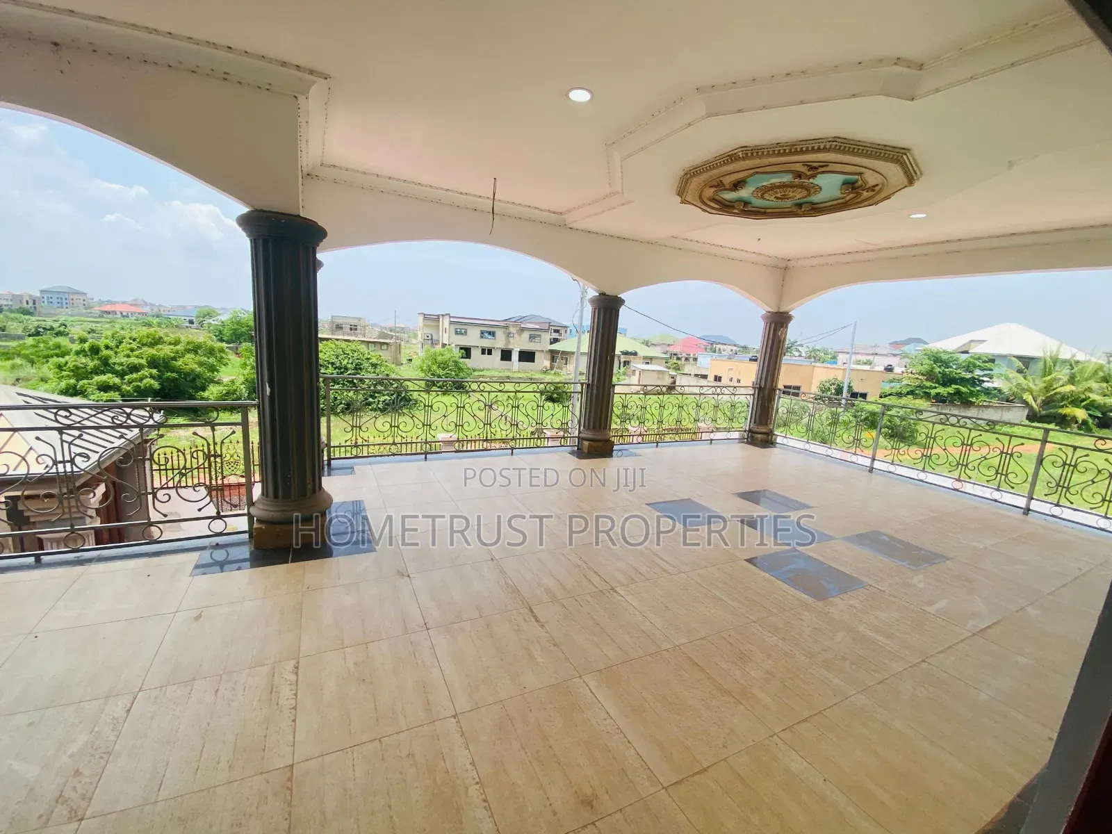 10bdrm Duplex in Tema Community 25 for rent