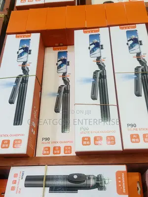 Yousichuang P90 Selfie Stick Quadpod
