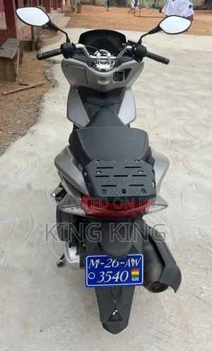 Honda 2023 Silver