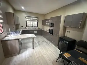 Furnished 4bdrm Duplex in Adjiganor, Ability for rent