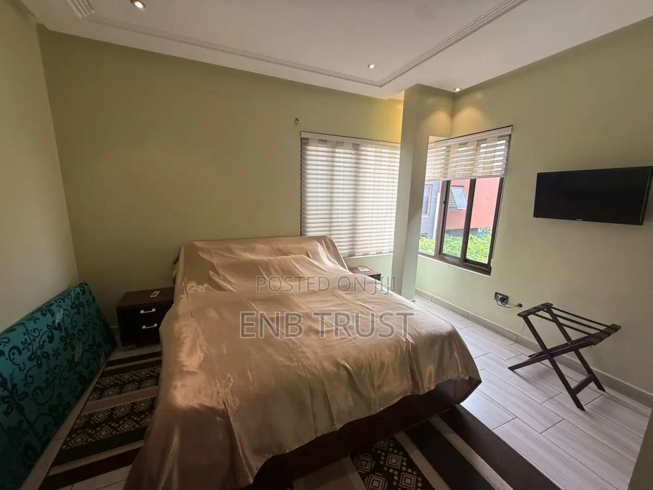 Furnished 4bdrm Duplex in Adjiganor, Ability for rent