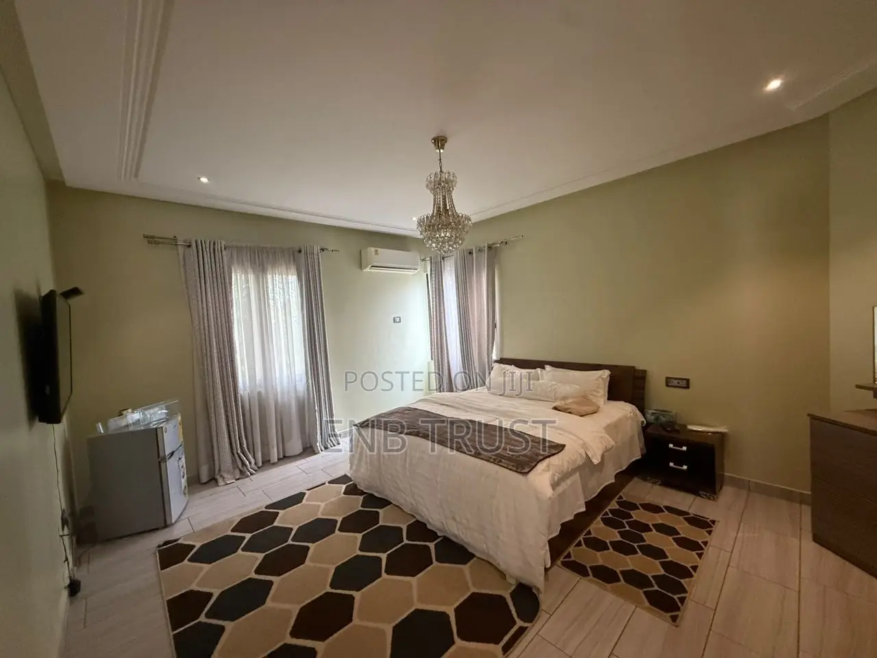 Furnished 4bdrm Duplex in Adjiganor, Ability for rent