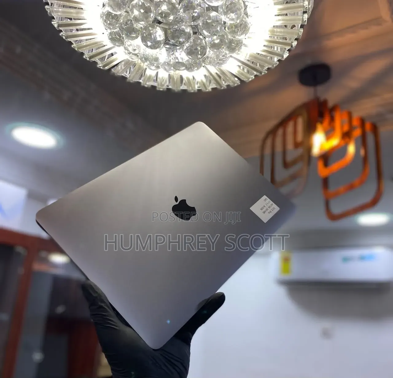 New Laptop Apple MacBook 2019 8GB Intel Core i5 SSD 256GB