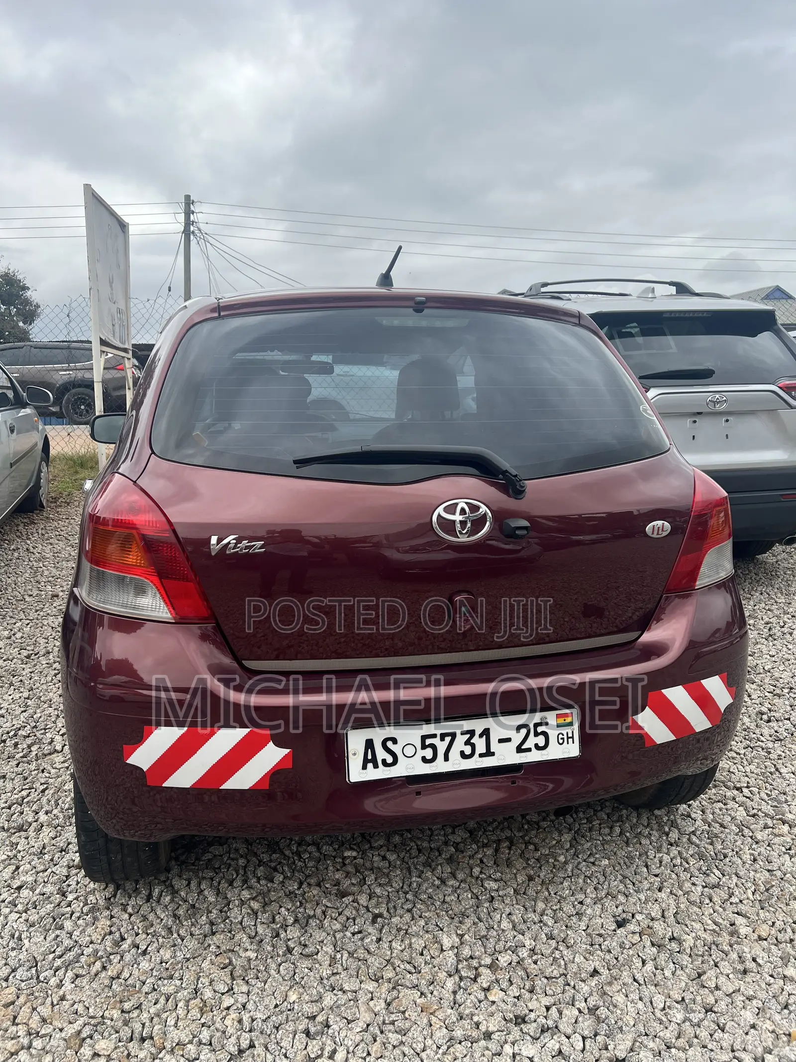 Toyota Vitz 1.5 FWD 5dr 2010 Burgundy