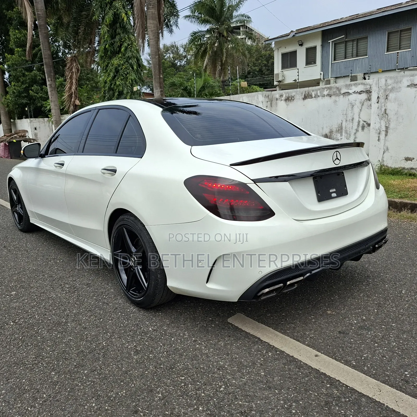 Mercedes-Benz C300 2018 White