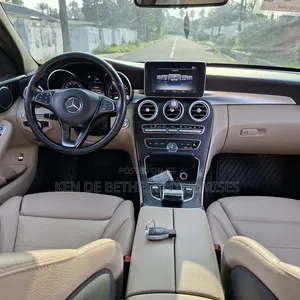 Mercedes-Benz C300 2018 White