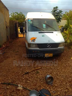 Mercedes-Benz Sprinter 1999 White