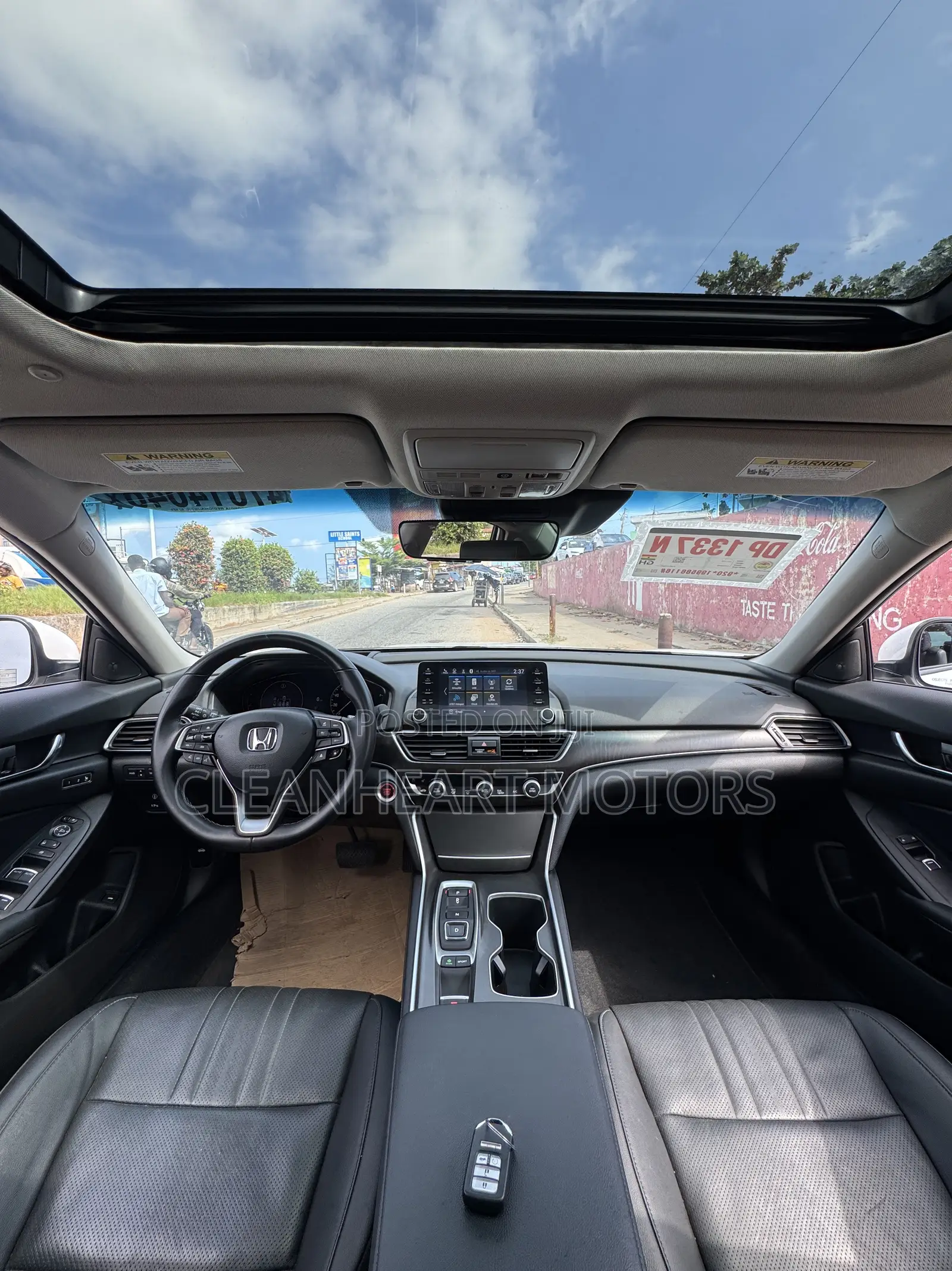 Honda Accord Touring 2.0T 2022 White