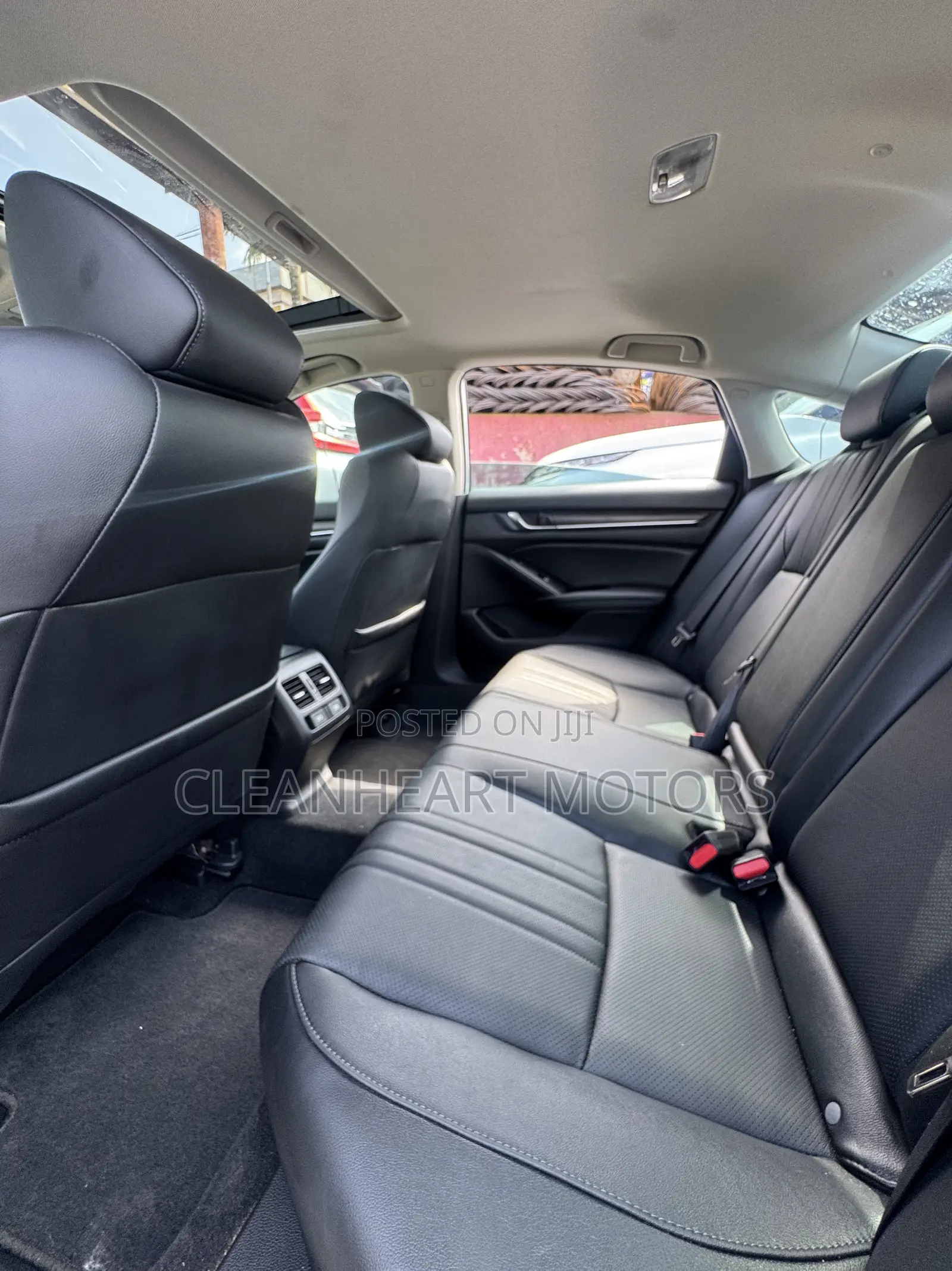 Honda Accord Touring 2.0T 2022 White