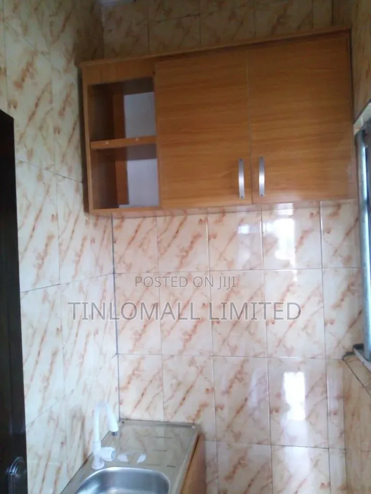 1bdrm Room & Parlour in Tinlo, Accra Metropolitan for rent