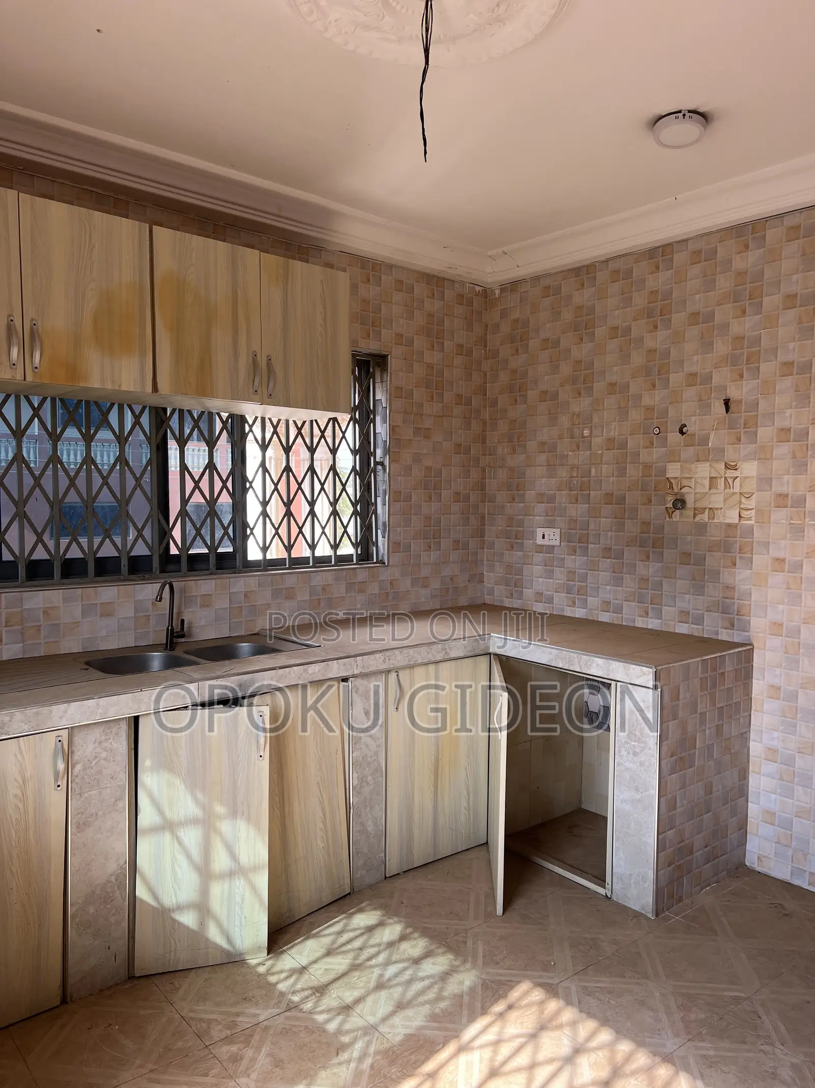 2bdrm Apartment in Pentecost Junction, Ablekuma for rent