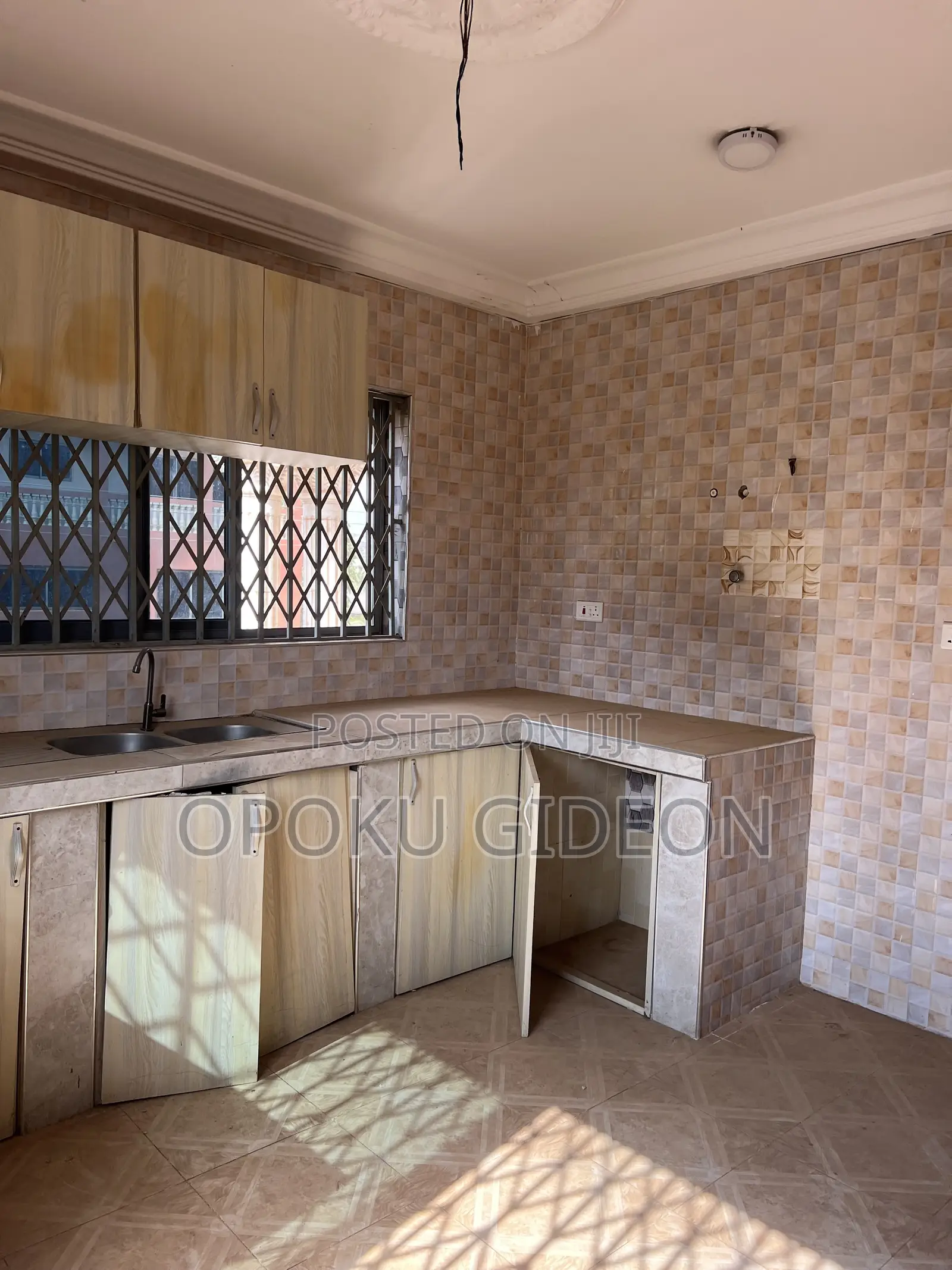 2bdrm Apartment in Pentecost Junction, Ablekuma for rent