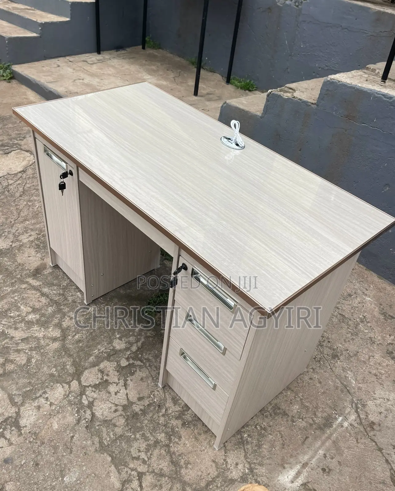 Office Desk / Computer Table