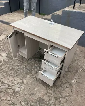Office Desk / Computer Table