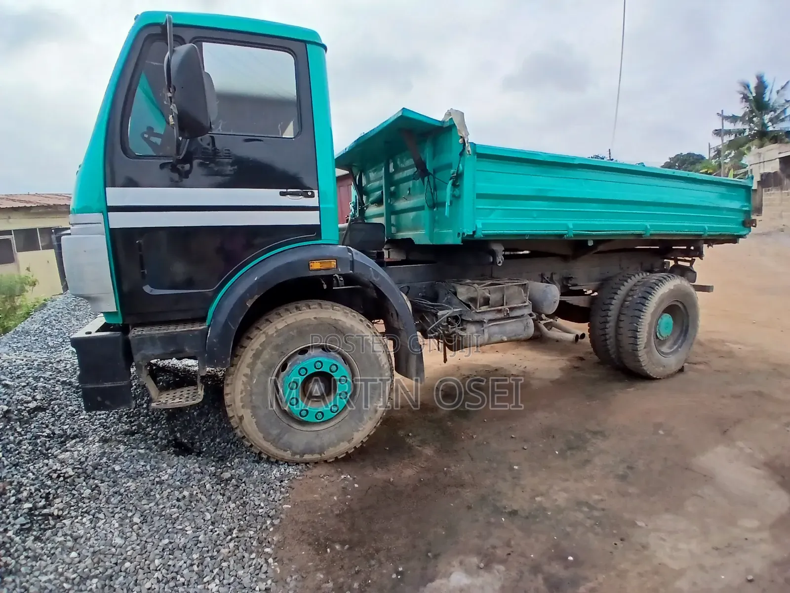 Tipper Truck