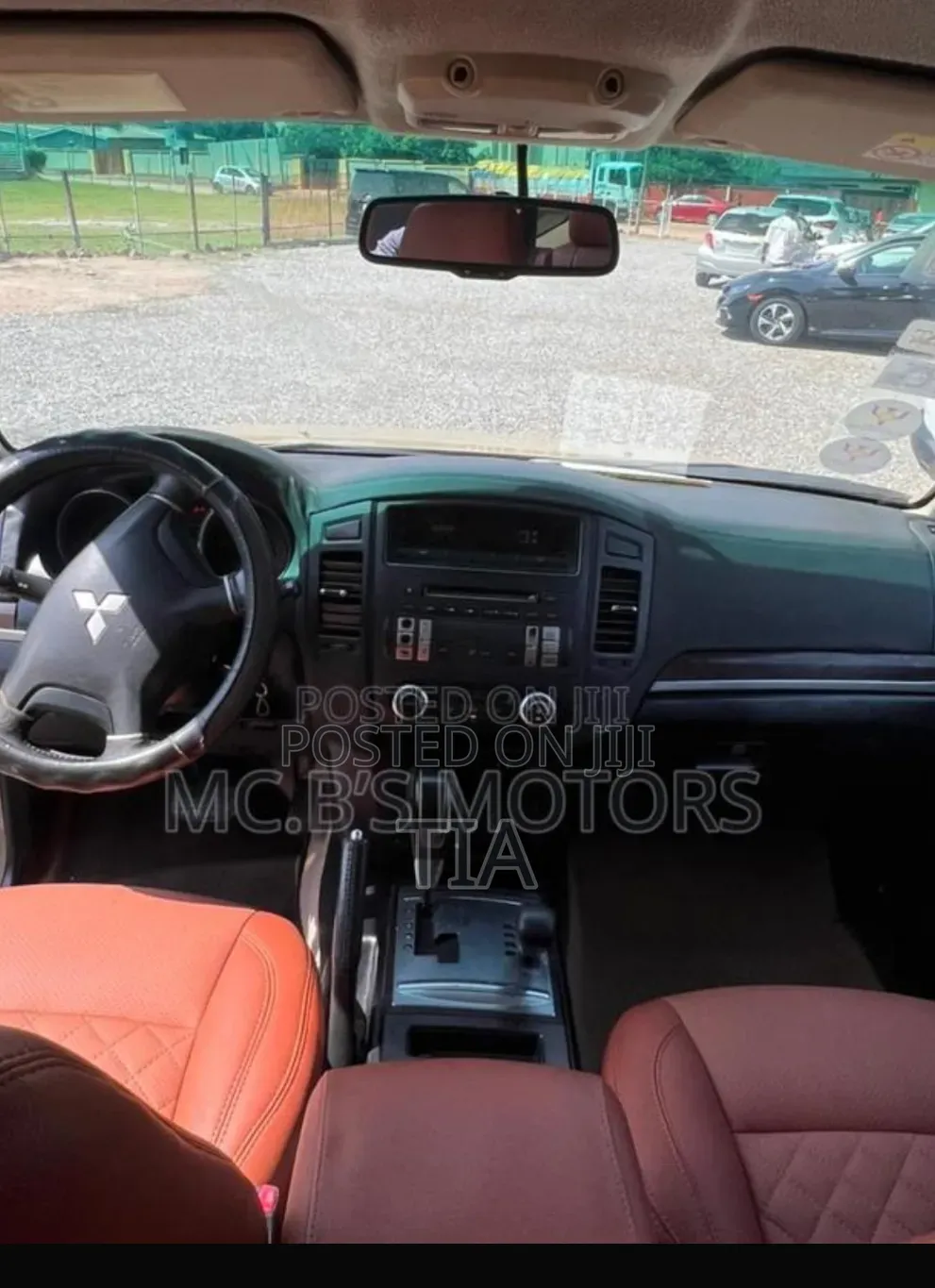 Mitsubishi Pajero IO 2013 Gold