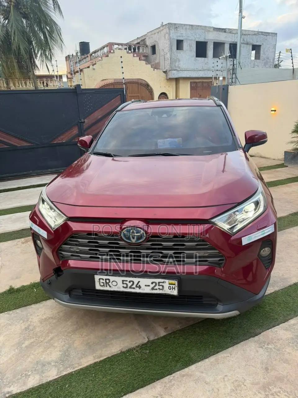 Toyota RAV4 Limited AWD 2019 Red