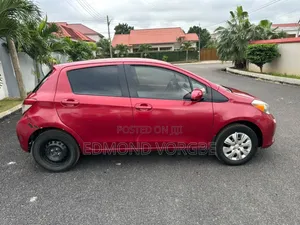 Toyota Yaris 2012 Red