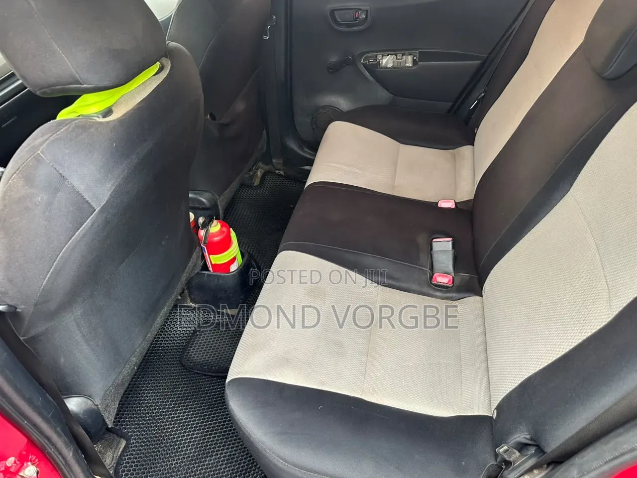 Toyota Yaris 2012 Red