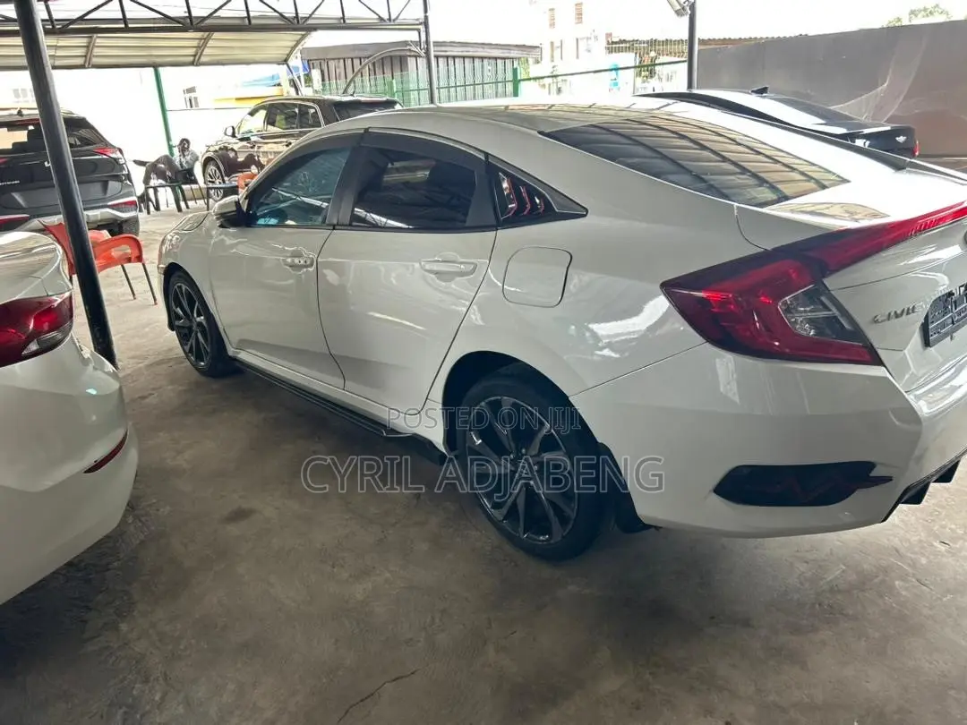 Honda Civic Sport 2021 White