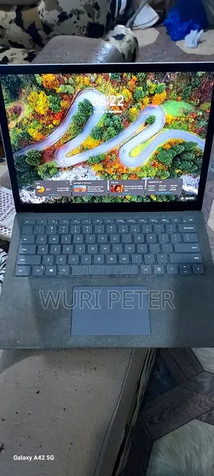 Laptop Microsoft Surface Laptop 8GB Intel Core i5 SSD 256GB