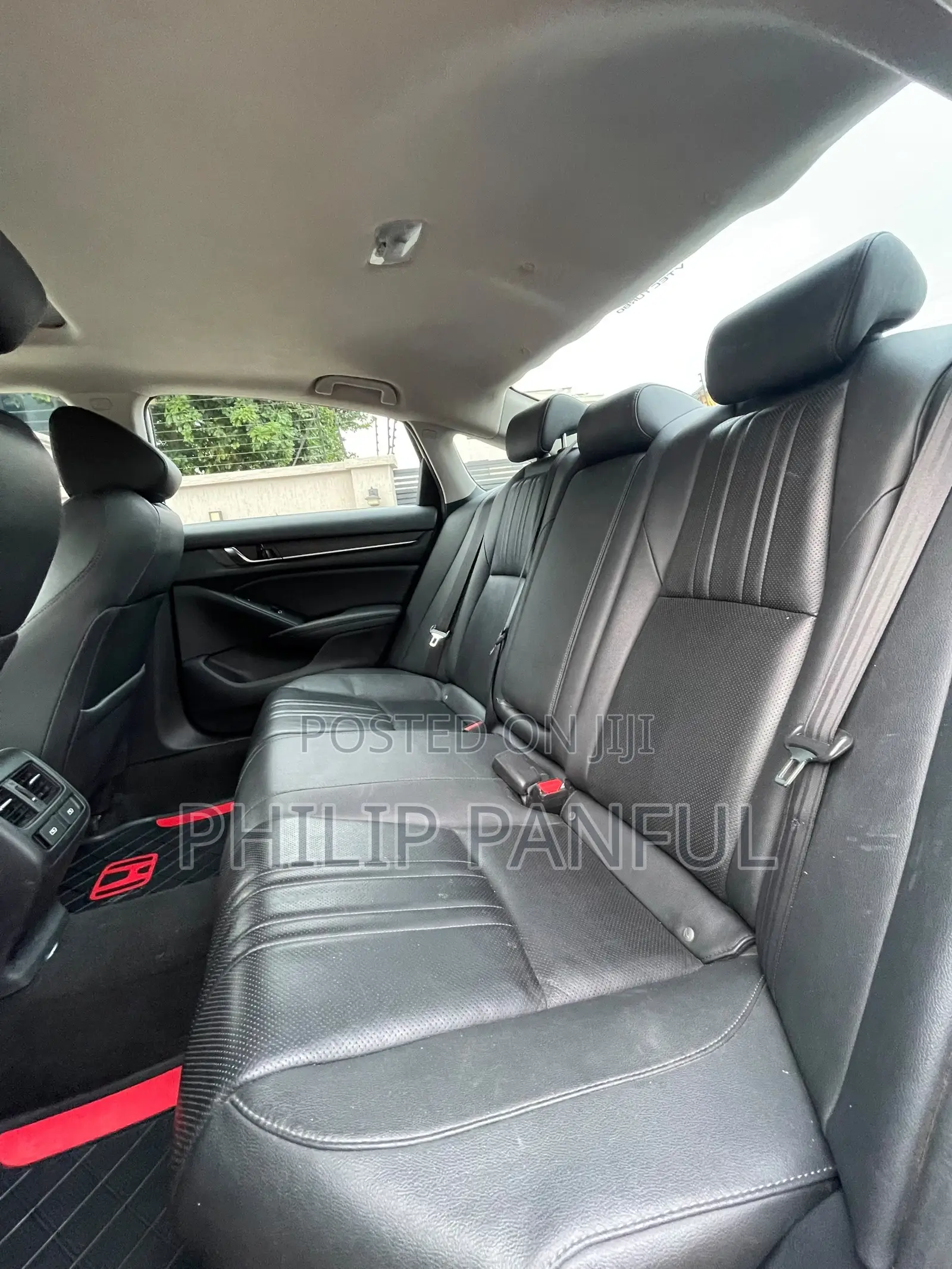 Honda Accord Sport (2.0L 4cyl Turbo 10A) 2019 White