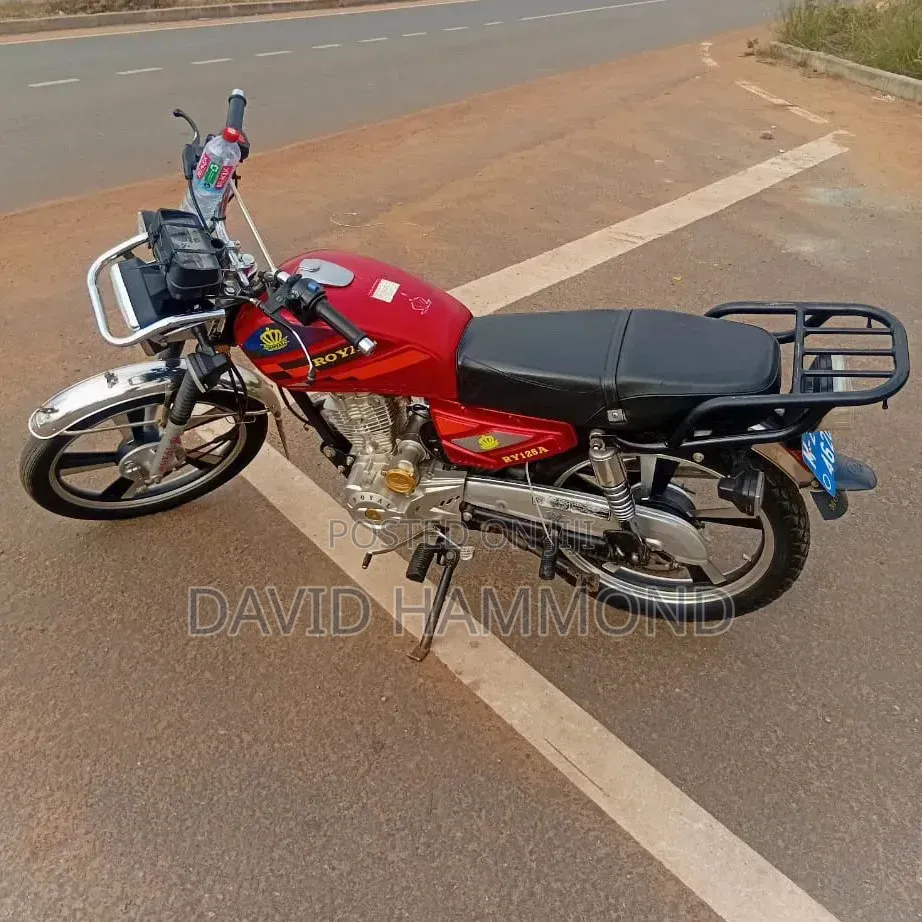 Royal RY125 2026 Red