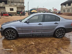 BMW 325i 2000 Gray