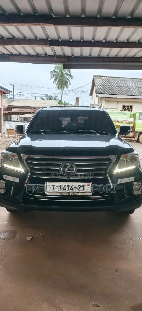 Lexus LX 570 AWD 2013 Black
