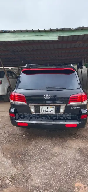 Lexus LX 570 AWD 2013 Black