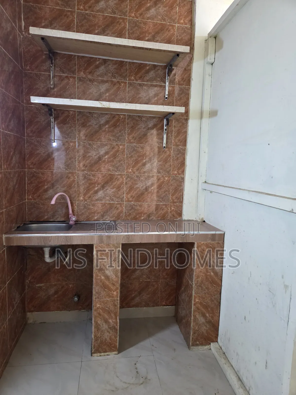 Studio Apartment in Pillar 2 for rent